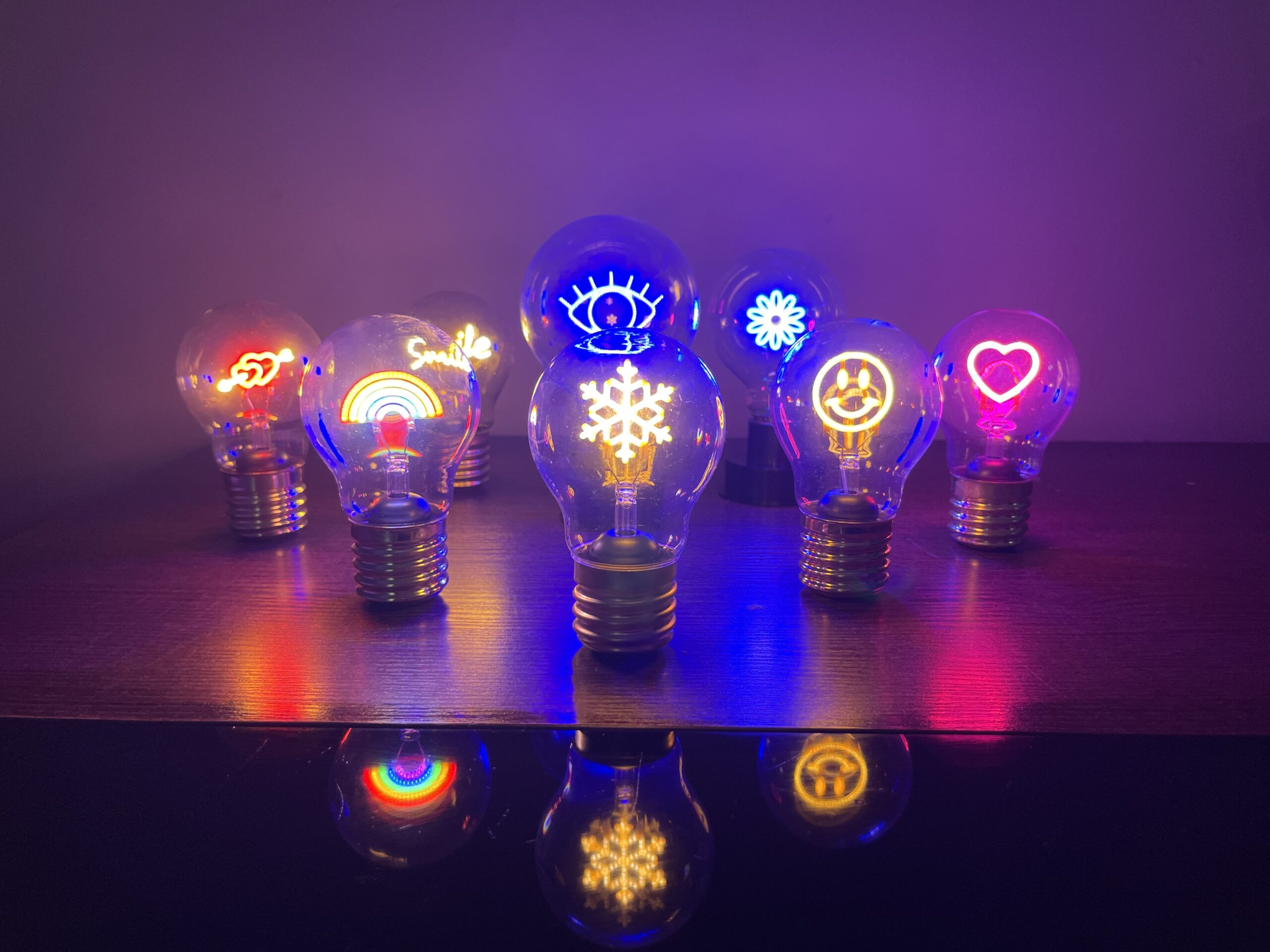 Customizable Graphic Core LED Decorative Bulb A70 A68 Wireless Rechargeable E40 Ambient Lamp